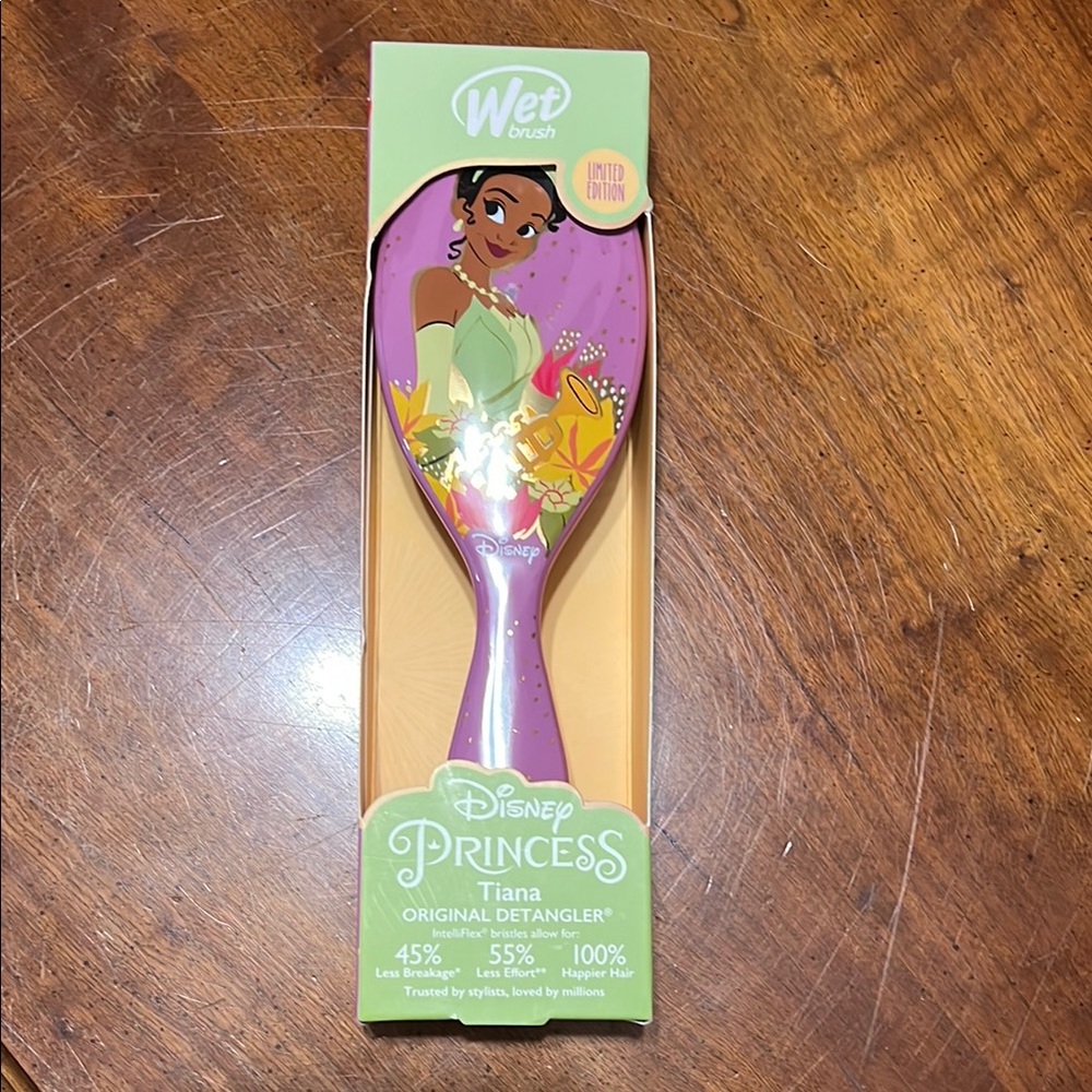 Disney Princess Tiana Original Detangler Brush - Purple